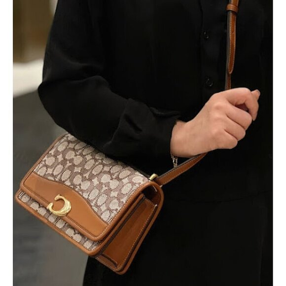 Coach Bandit Signature Shoulder Bag Brown OS - Picture 14 of 14